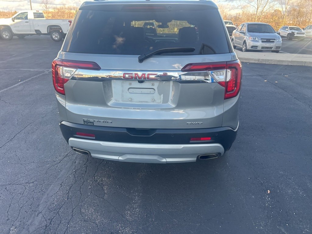 Certified 2023 GMC Acadia SLE w/ Driver Convenience Package image 10