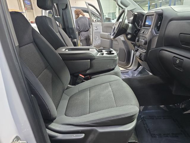 Used 2020 Chevrolet Silverado 1500 Custom w/ Custom Value Package image 10