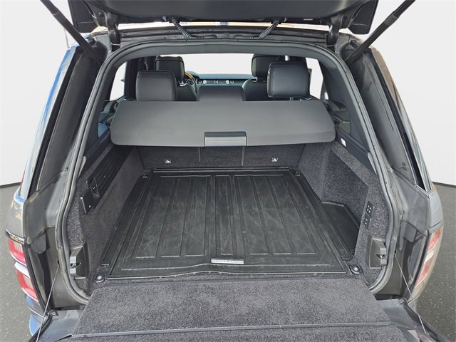 Used 2019 Land Rover Range Rover HSE image 14