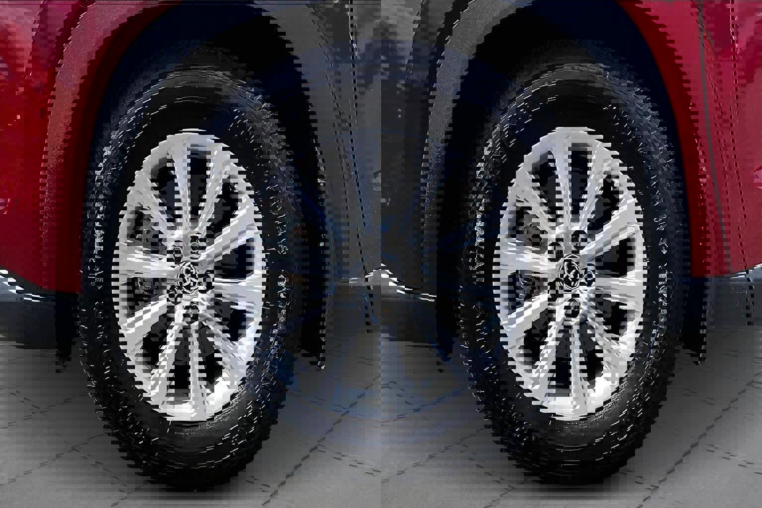 Used 2024 Toyota Grand Highlander XLE image 11