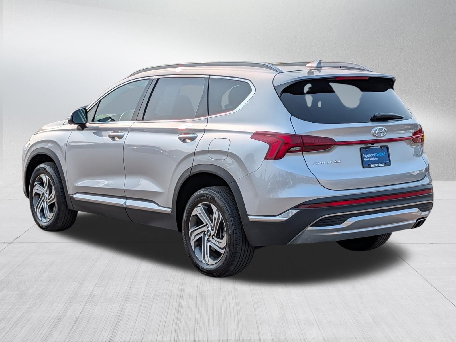 Certified 2023 Hyundai Santa Fe SEL w/ Premium Package AWD/4WD image 5