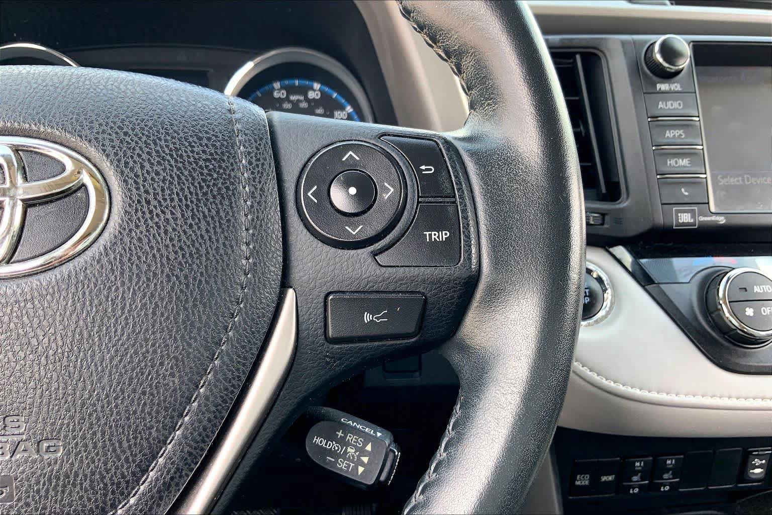 Used 2017 Toyota RAV4 Platinum AWD/4WD image 24