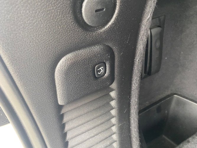 Used 2015 Dodge Durango Citadel w/ Technology Group AWD/4WD image 16