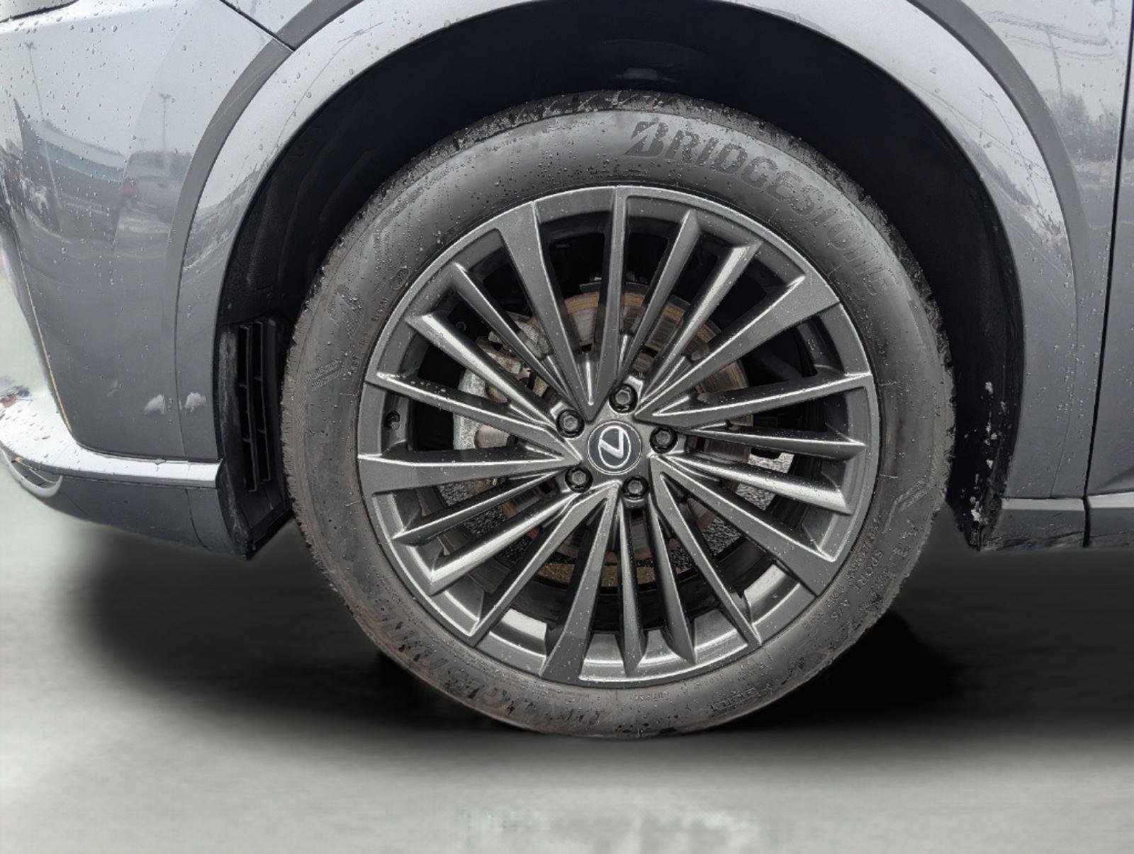 Used 2024 Lexus RX 350 Premium w/ Accessory Package (K3) image 8