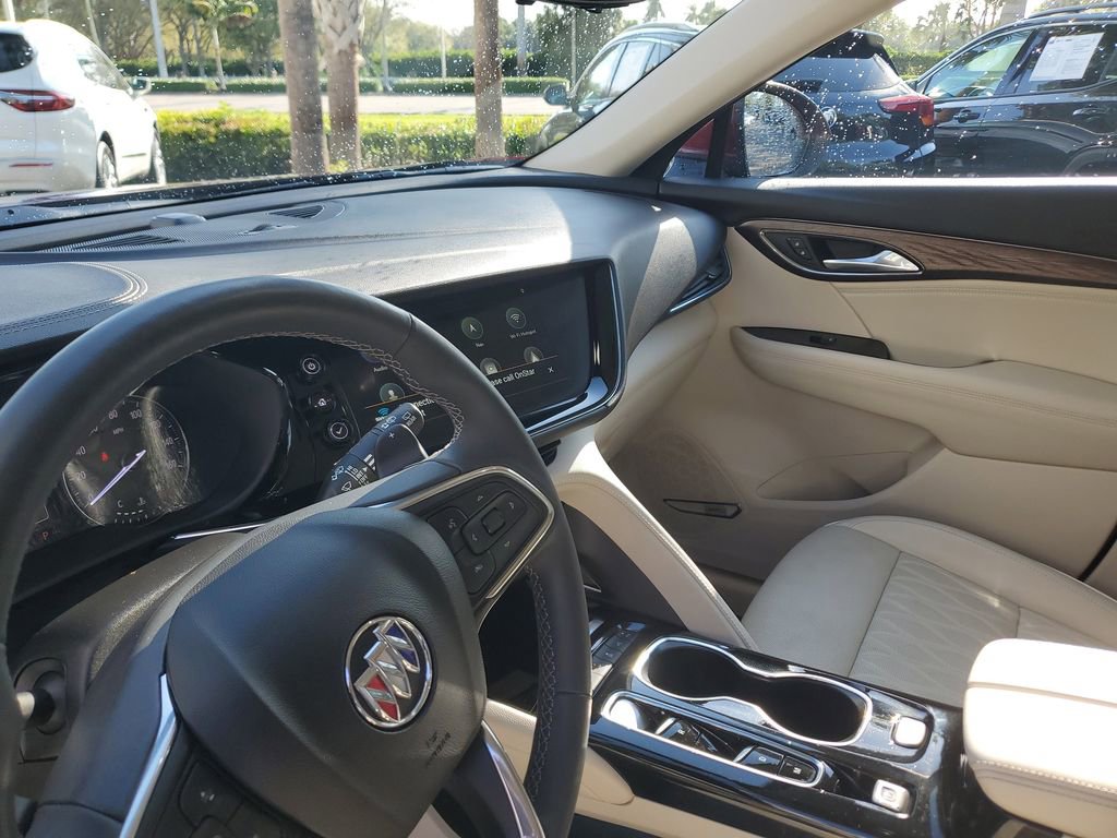Certified 2022 Buick Envision Avenir w/ Technology Package II image 22