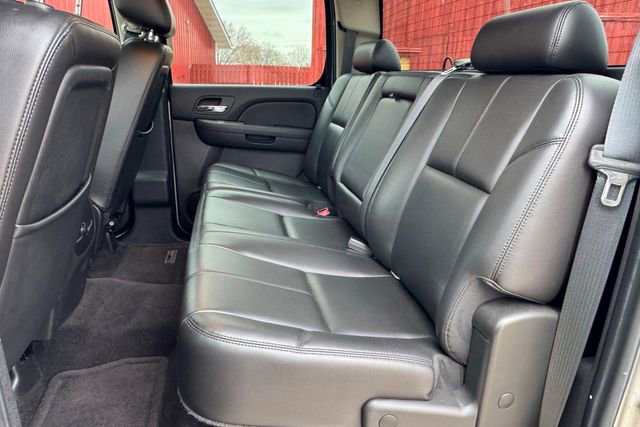 Used 2011 GMC Sierra 1500 SLT w/ All-Terrain Package image 18