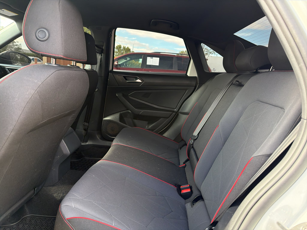 Used 2024 Volkswagen Jetta GLI 40th Anniversary Edition FWD image 16