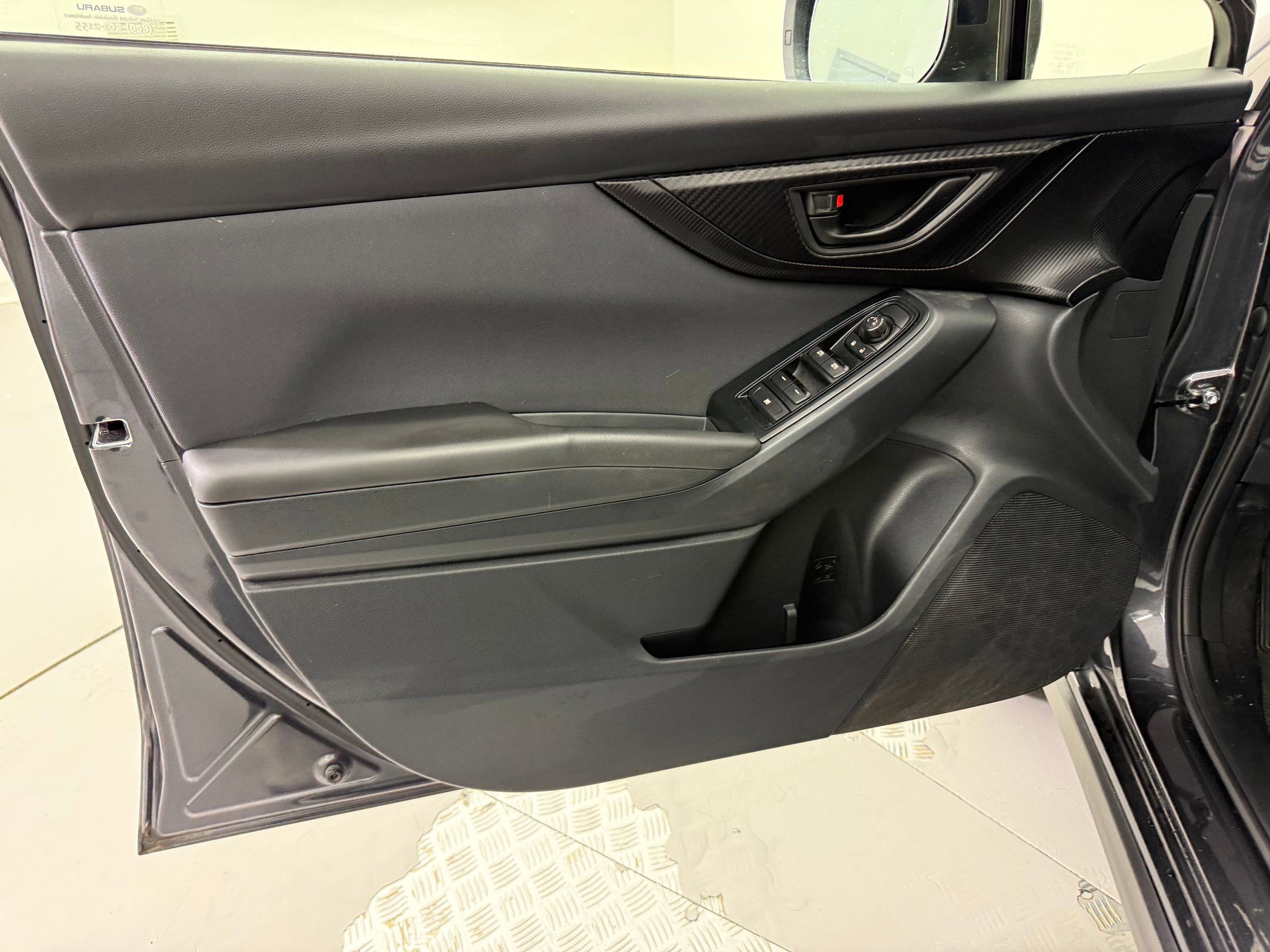 Used 2019 Subaru Crosstrek 2.0i Premium w/ Eyesight System image 13