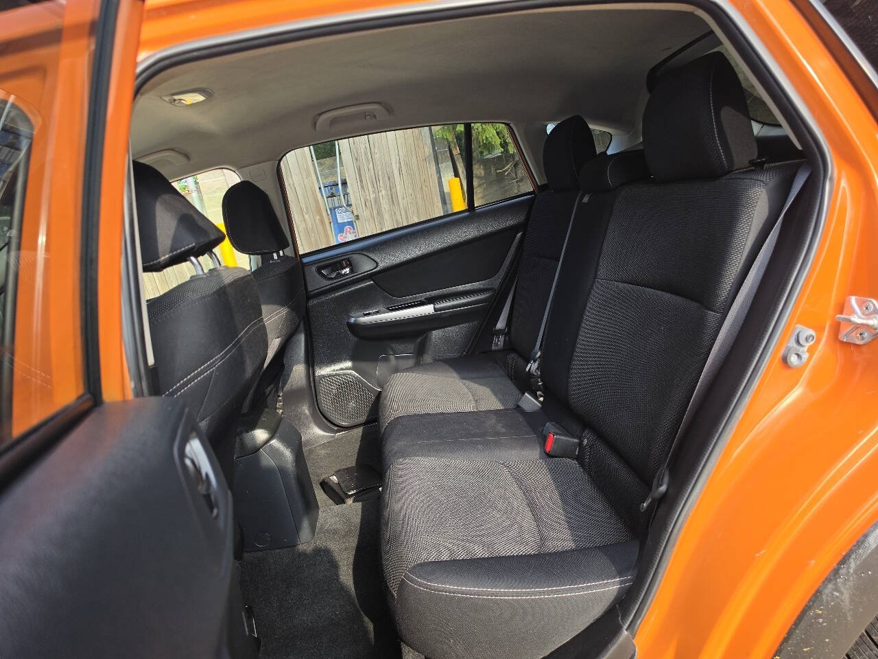 Used 2015 Subaru Crosstrek 2.0i Premium w/ Popular Package #1 AWD/4WD image 11