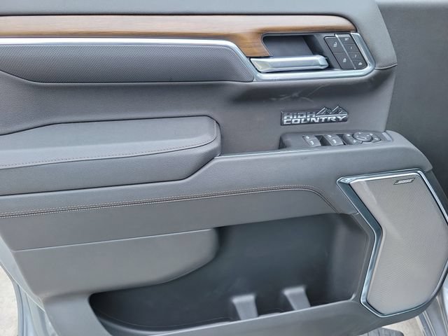 New 2026 Chevrolet Silverado 1500 High Country AWD/4WD image 9