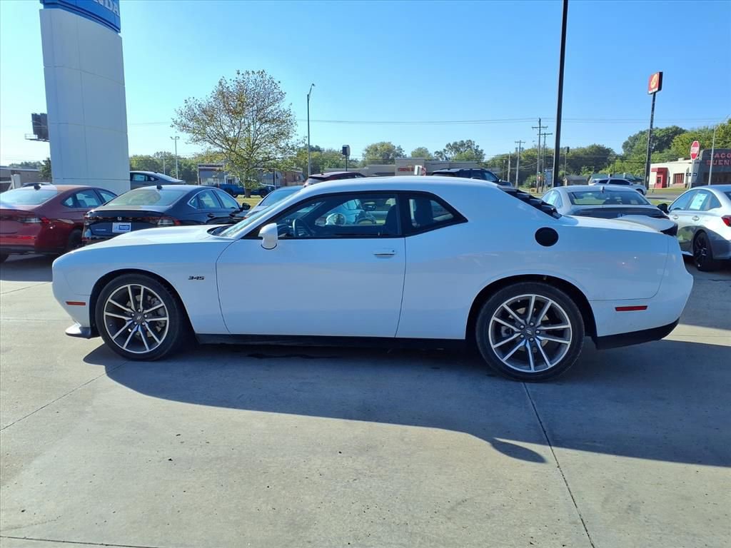 Used 2023 Dodge Challenger R/T w/ Cold Weather Group image 22