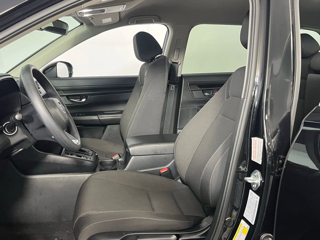 Used 2025 Honda CR-V LX image 18
