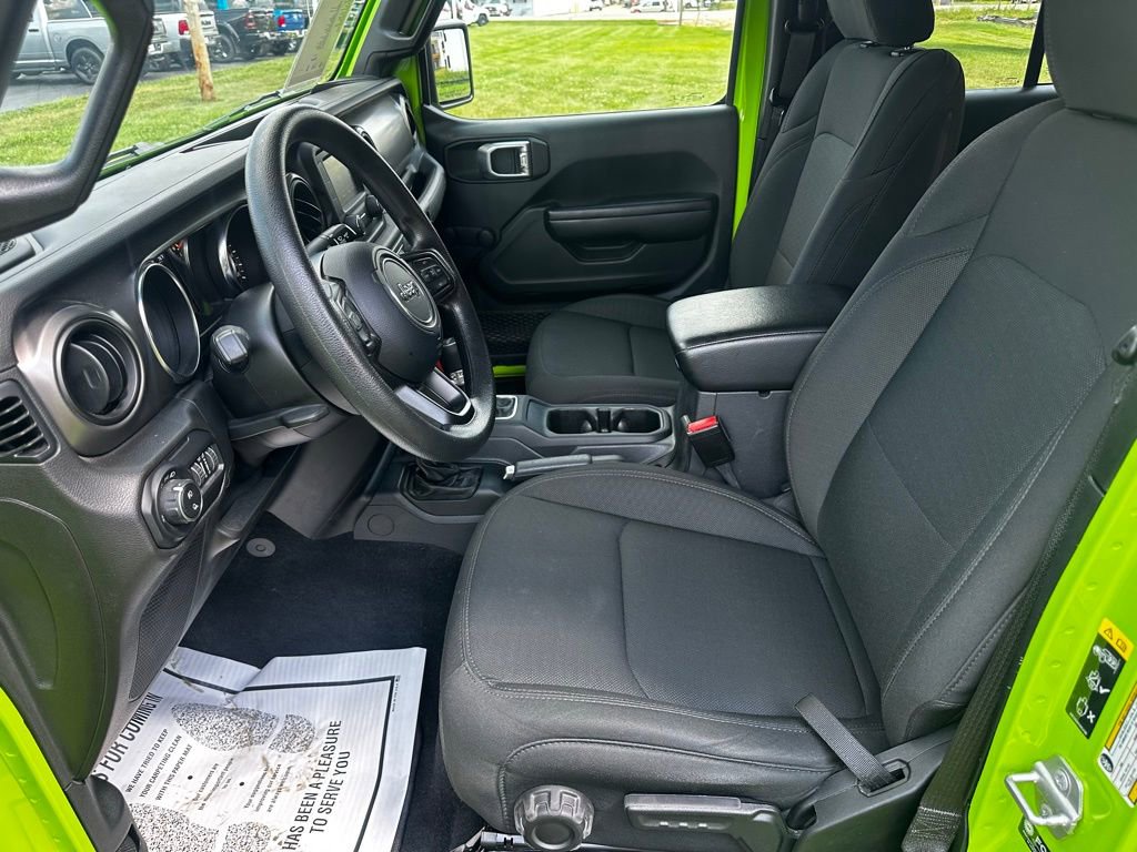 Used 2021 Jeep Gladiator Sport image 9