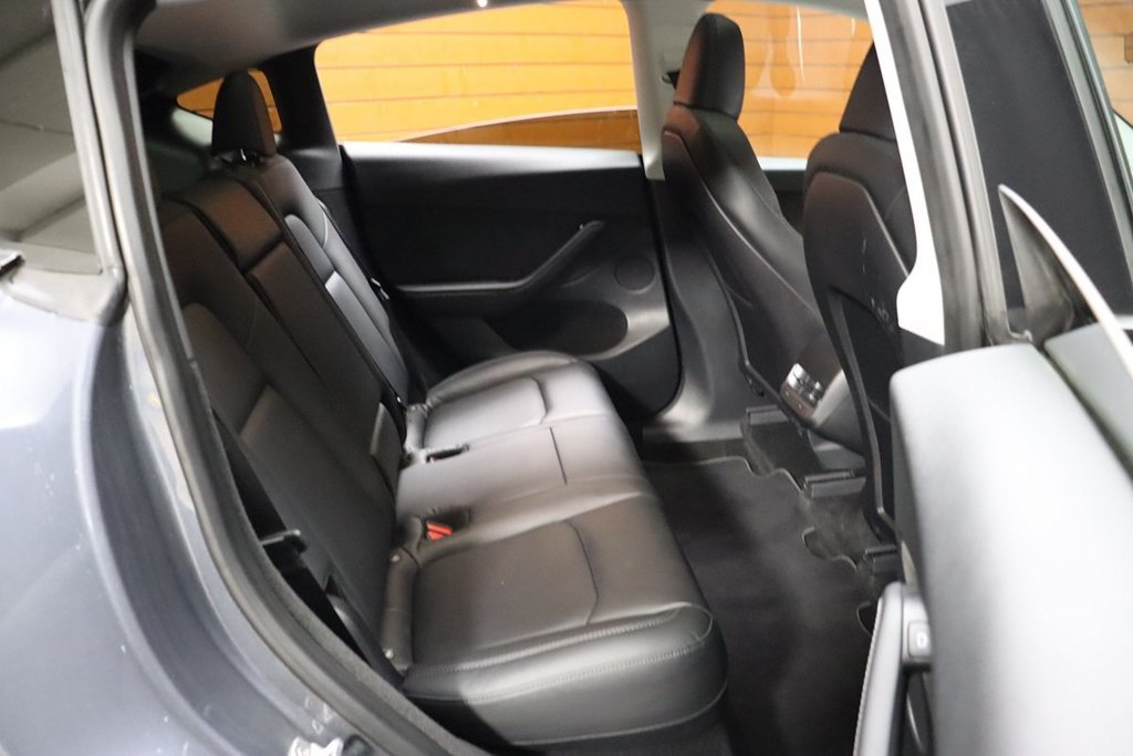 Used 2023 Tesla Model Y Long Range AWD/4WD image 53