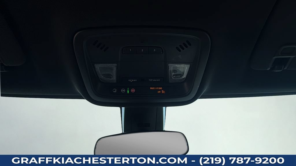 Used 2023 Chevrolet Traverse LT FWD image 22