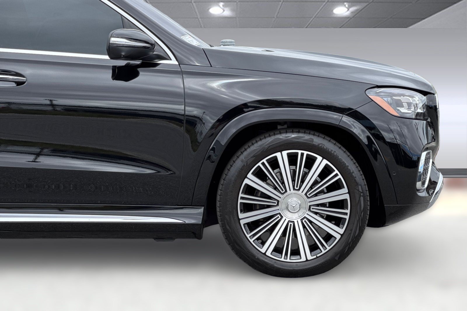 Used 2025 Mercedes-Benz Maybach GLS 600 4MATIC image 37