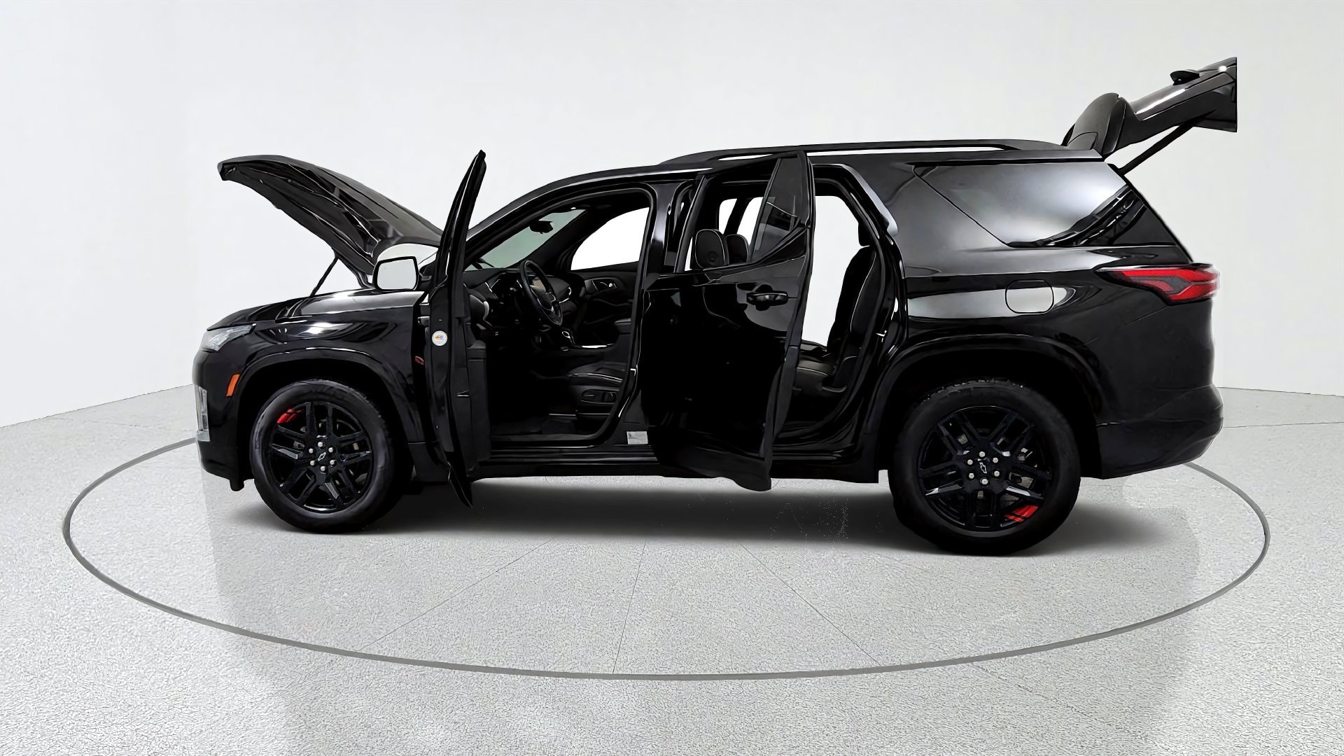 Certified 2023 Chevrolet Traverse Premier w/ Redline Edition FWD image 10