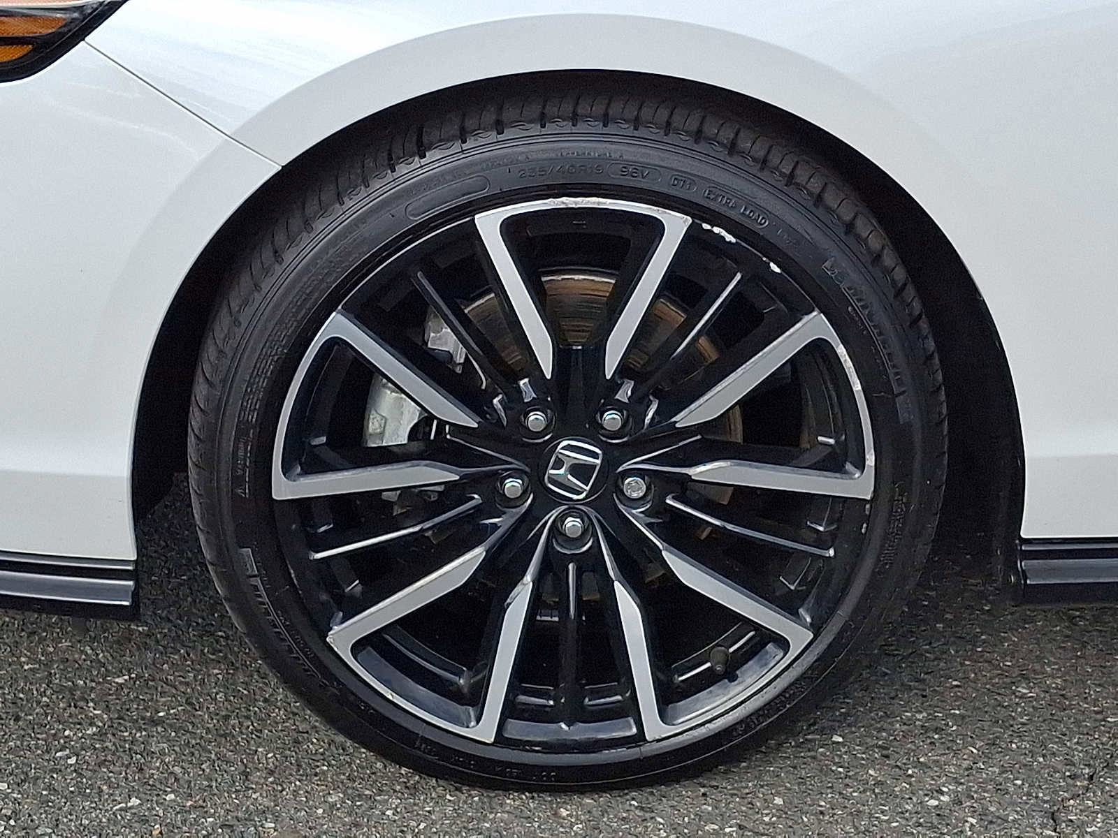 Used 2024 Honda Accord Touring image 7