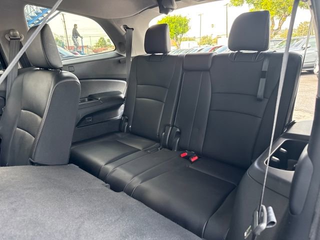 Used 2021 Honda Pilot Touring image 32