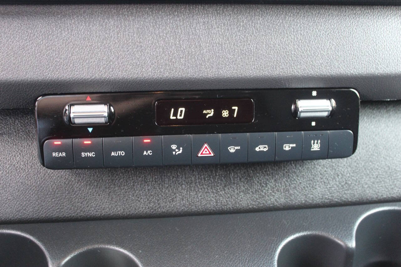 Used 2026 Mercedes-Benz Sprinter 2500 image 33