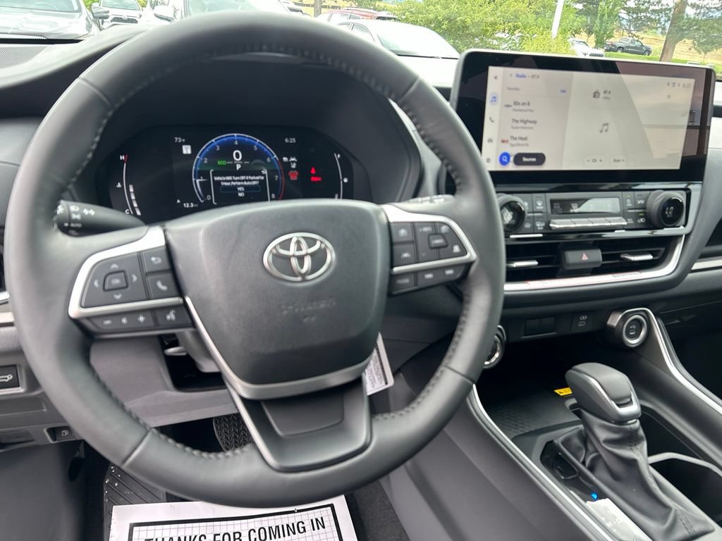 Used 2026 Toyota Grand Highlander FWD image 26