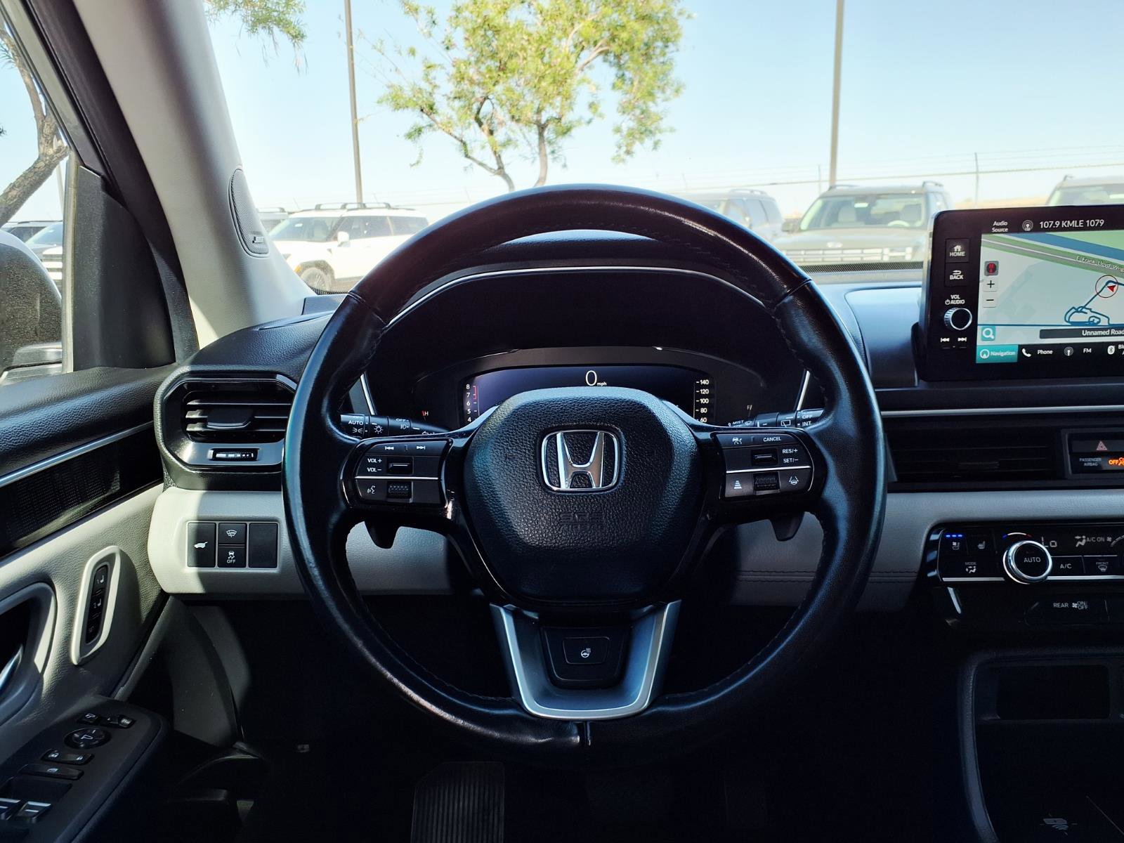 Used 2024 Honda Pilot Elite image 21