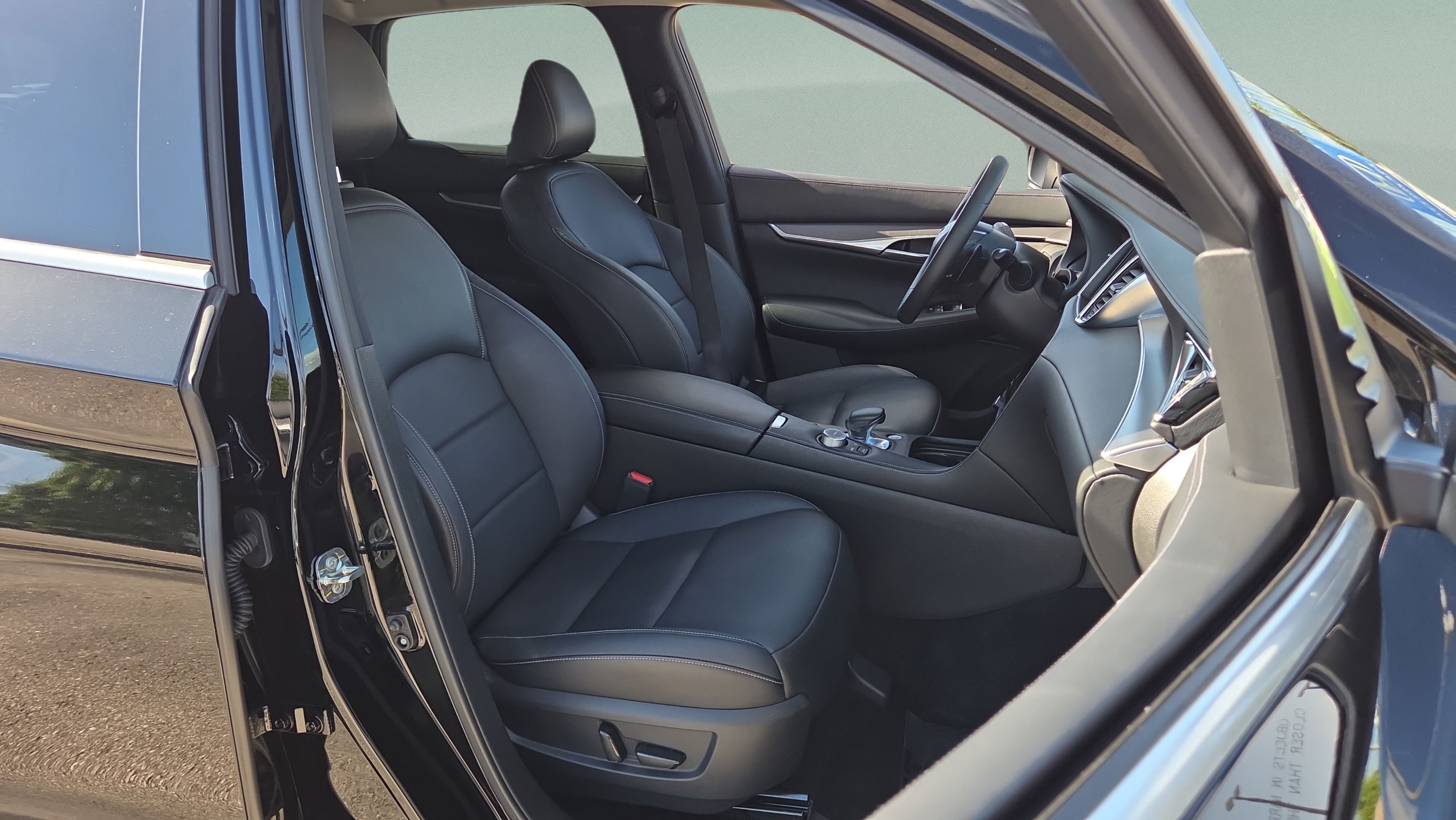 Used 2022 INFINITI QX50 Pure FWD image 17
