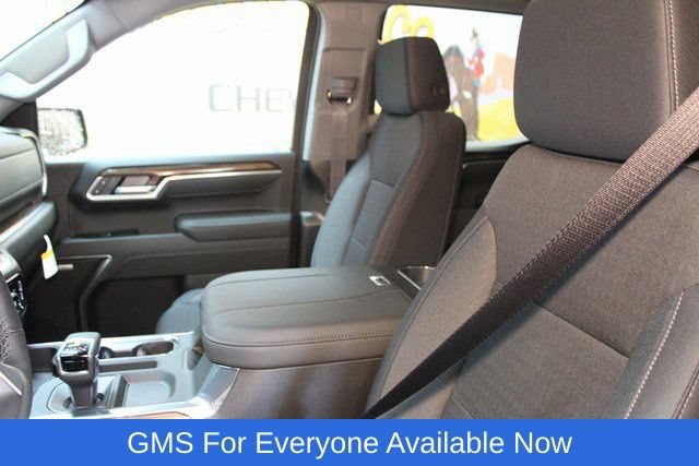 New 2025 Chevrolet Silverado 1500 RST w/ Z71 Off-Road Package AWD/4WD image 16