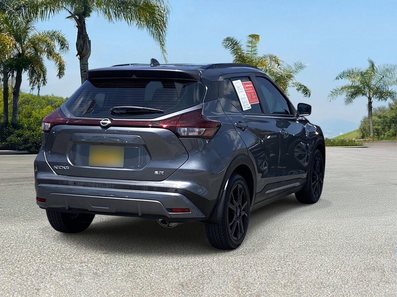 Certified 2023 Nissan Kicks SR w/ SR Premium Package FWD image 5