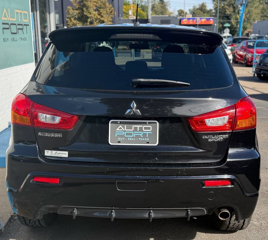 Used 2011 Mitsubishi Outlander Sport SE AWD/4WD image 4