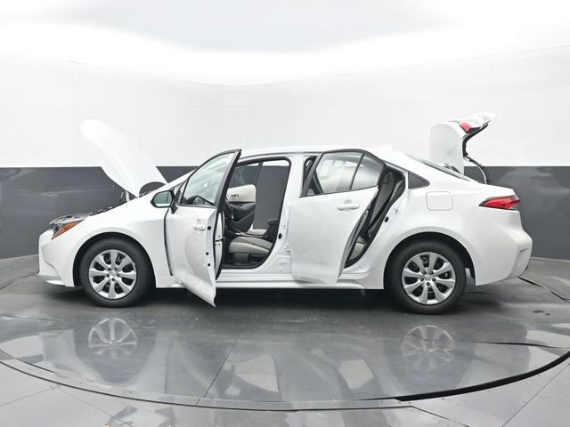 New 2026 Toyota Corolla LE image 32