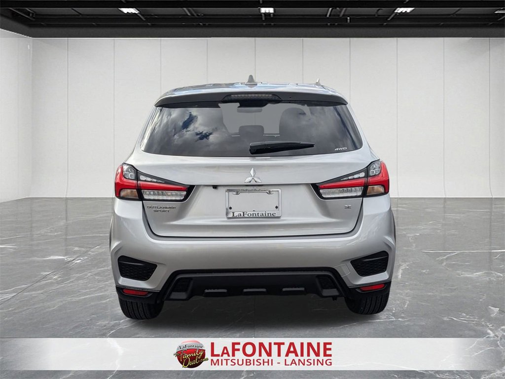 New 2025 Mitsubishi Outlander Sport SE image 4