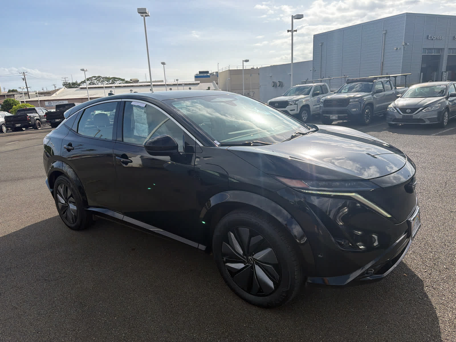 Used 2023 Nissan Ariya FWD image 2