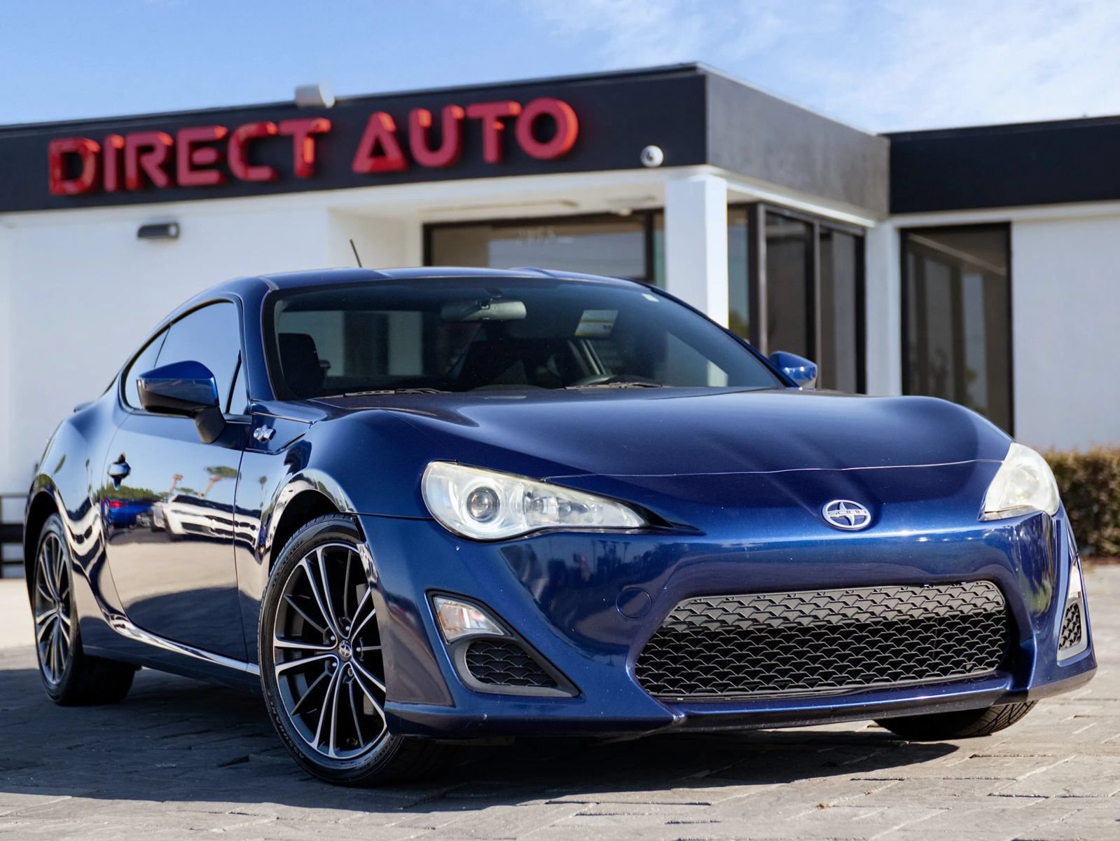 Used 2013 Scion FR-S RWD image 1