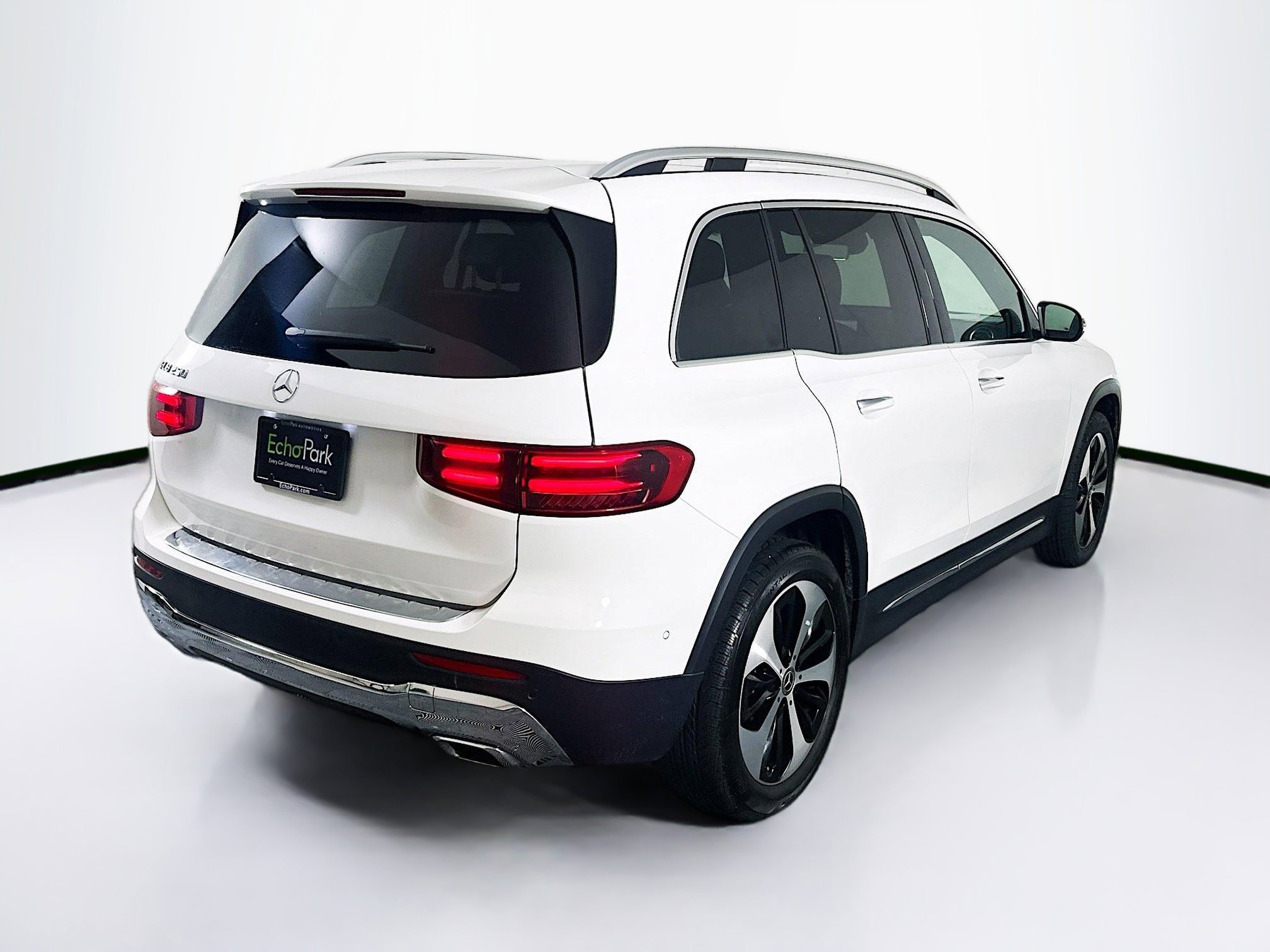 Used 2024 Mercedes-Benz GLB 250 image 9