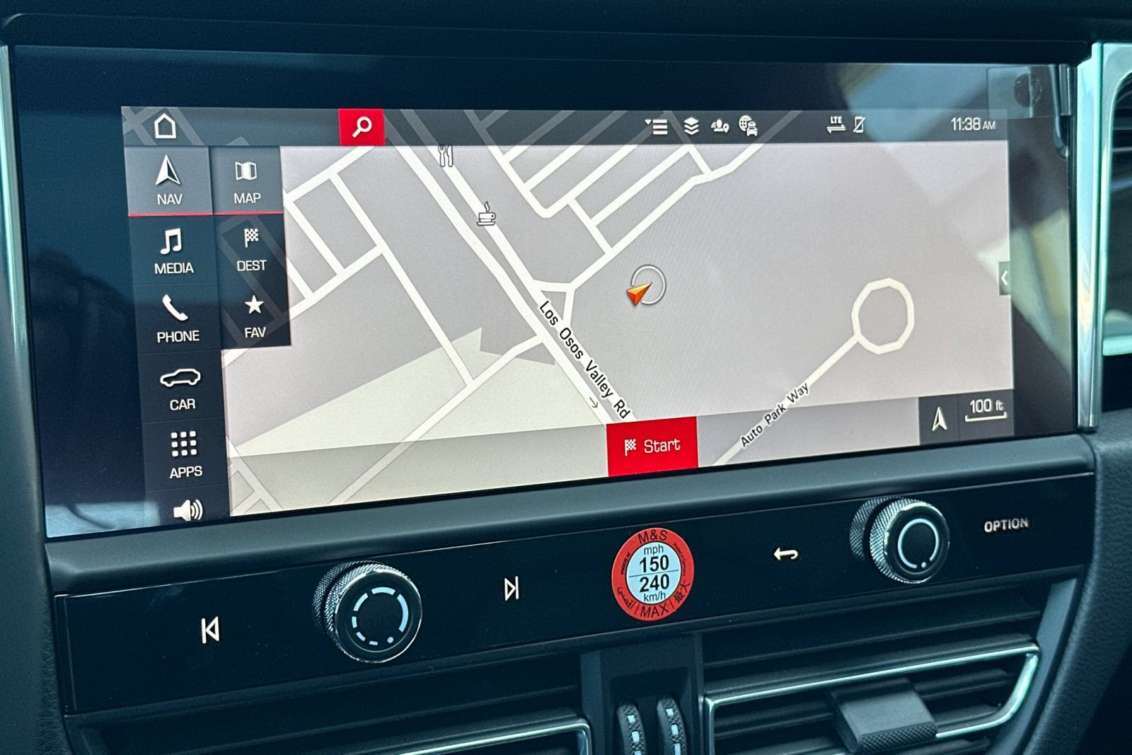 New 2026 Porsche Macan AWD/4WD image 36