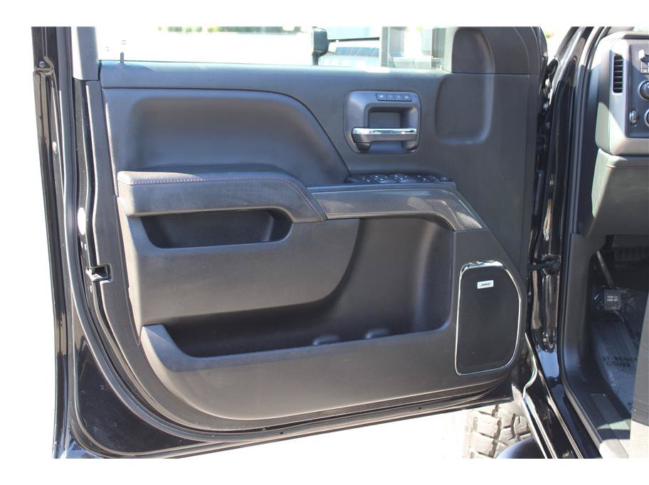 Used 2019 GMC Sierra 3500 SLT w/ All-Terrain HD Package AWD/4WD image 7