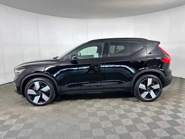 Used 2023 Volvo XC40 Recharge Ultimate image 6