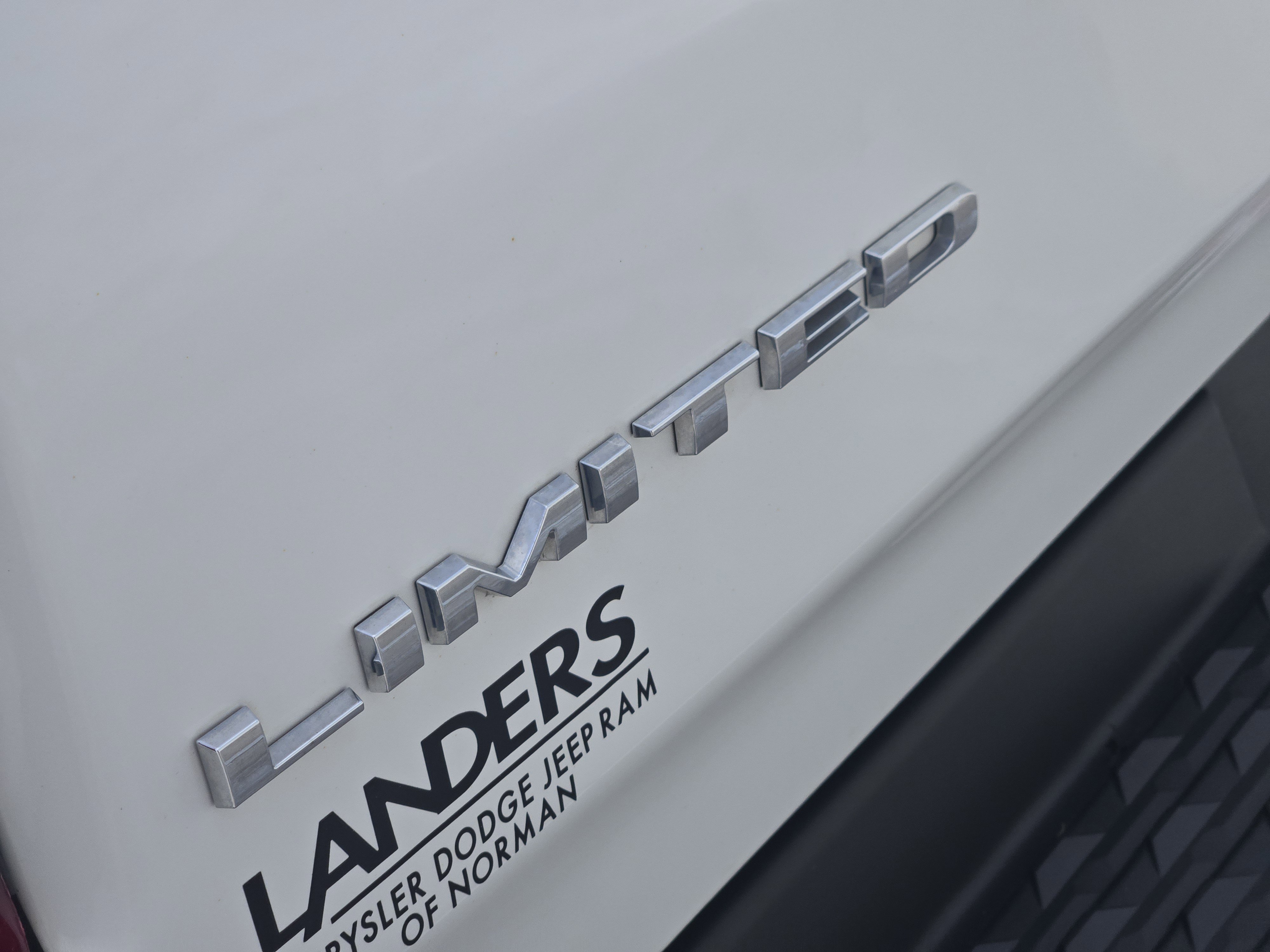 Used 2020 RAM 1500 Limited image 14