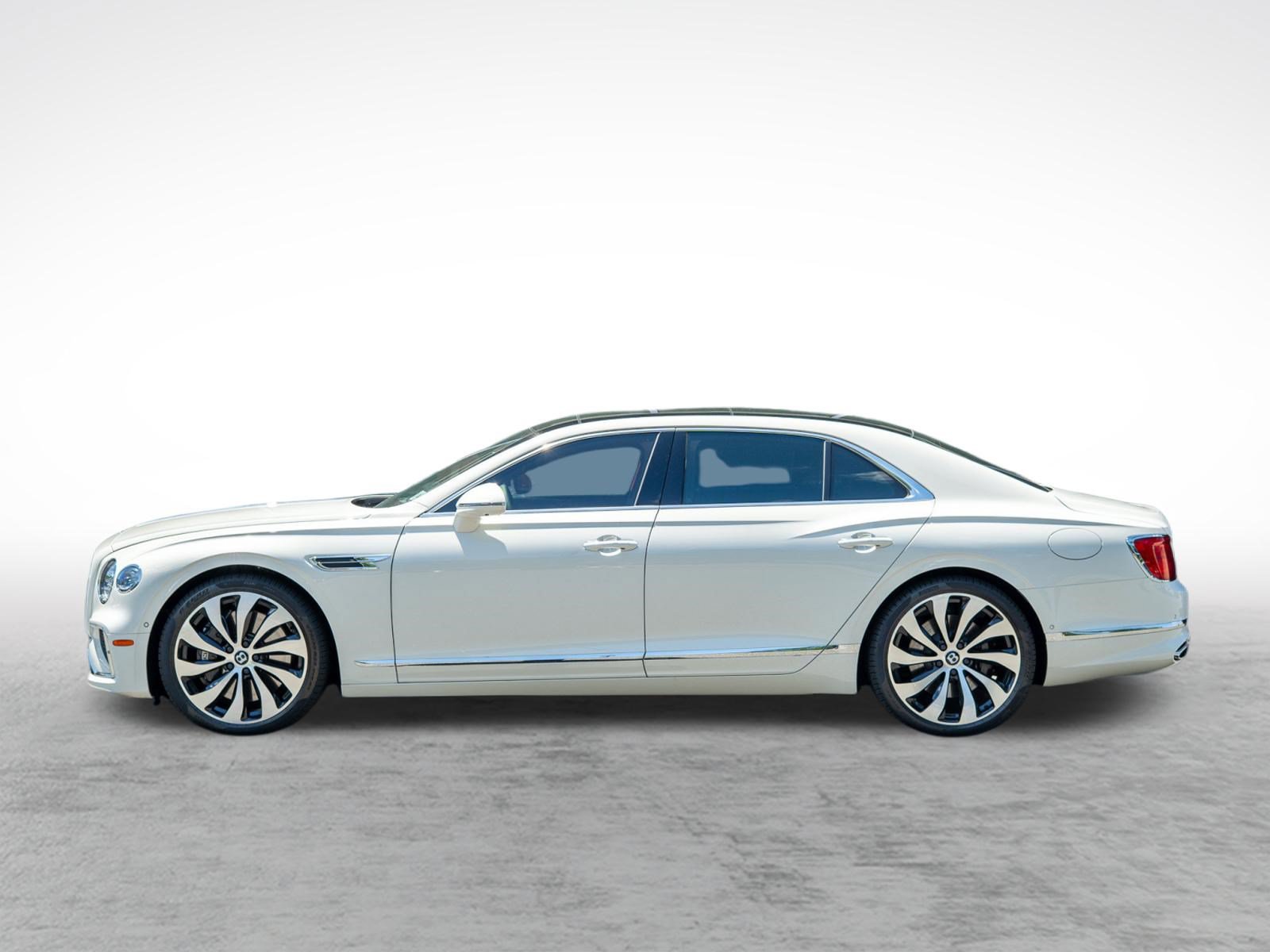 Used 2026 Bentley Flying Spur Plug-In Hybrid AWD/4WD image 5