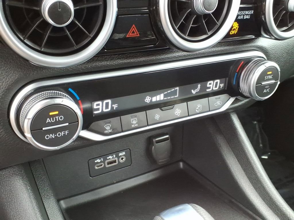 Used 2020 Nissan Sentra SV w/ Lighting Package image 16