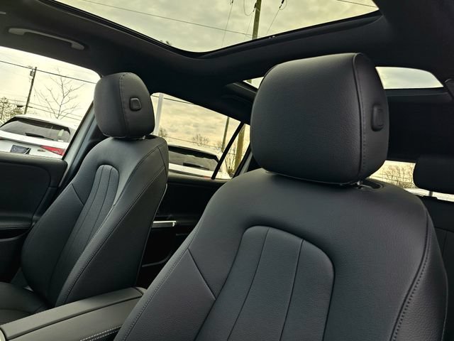 New 2026 Mercedes-Benz GLB 250 4MATIC image 18