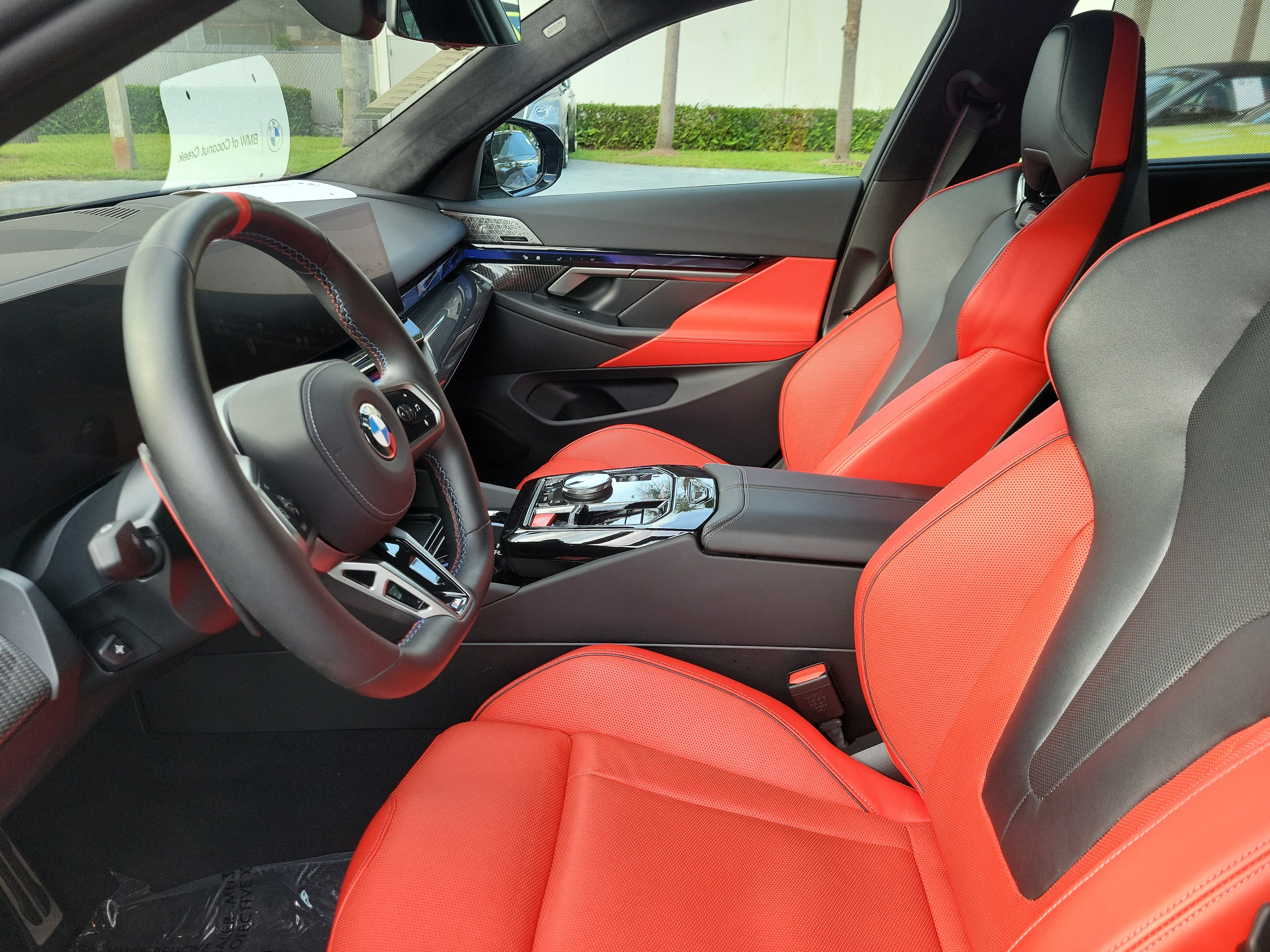 Used 2025 BMW M5 Touring AWD/4WD image 11