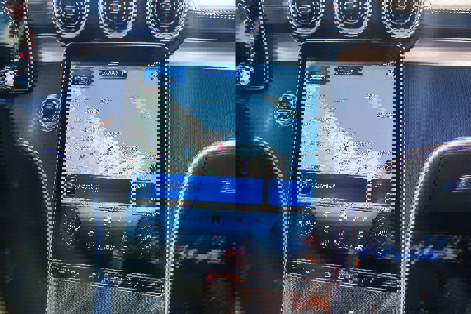 Used 2025 Mercedes-Benz CLE 300 4MATIC Coupe image 11