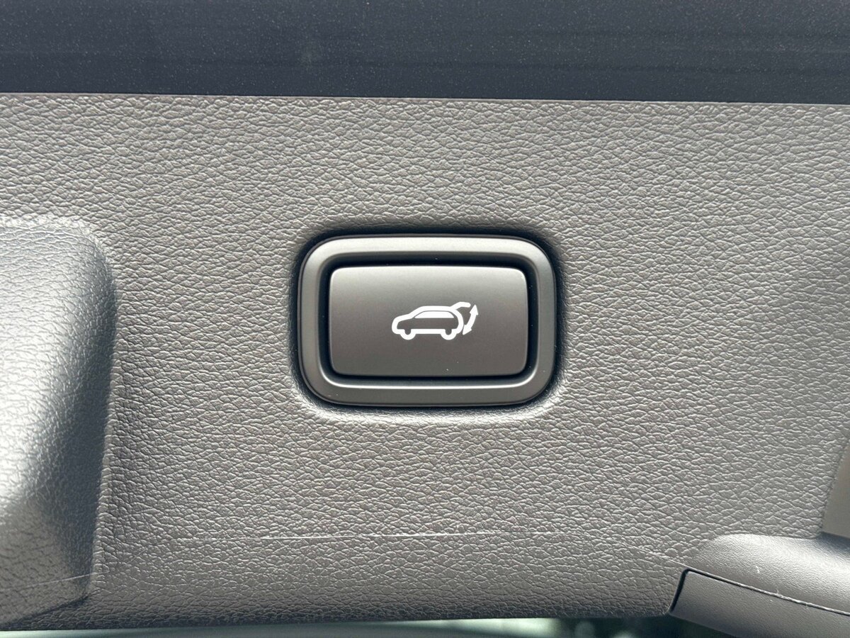 Used 2026 Kia Sportage EX FWD image 13