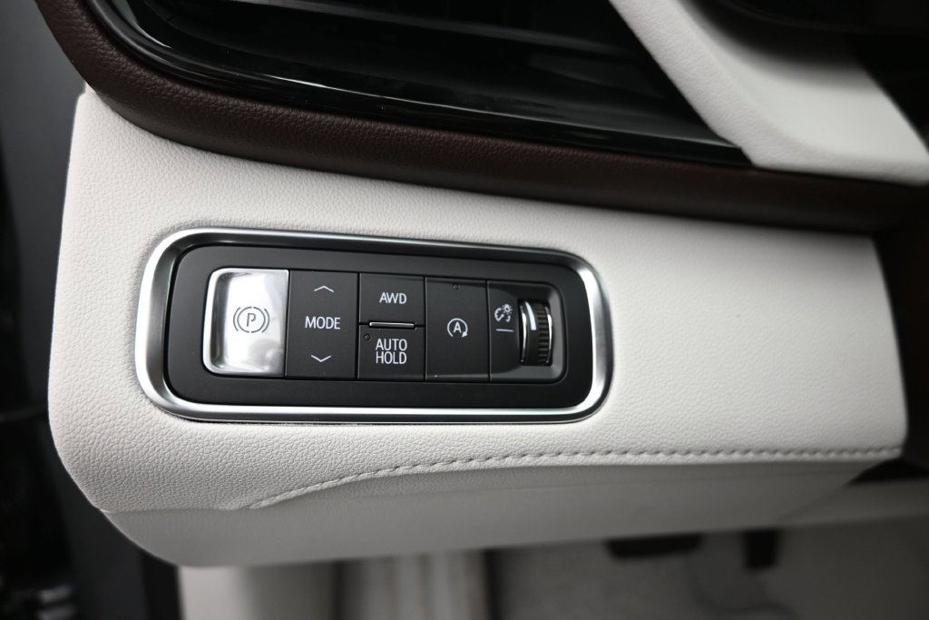 New 2026 Buick Enclave Avenir w/ Super Cruise Package AWD/4WD image 21