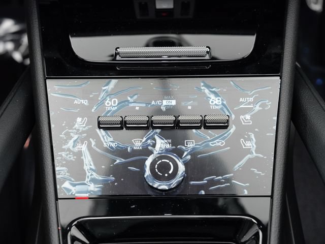 Certified 2025 Porsche Cayenne AWD/4WD image 19