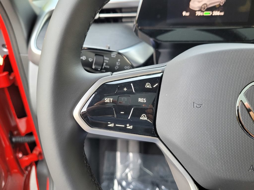 New 2025 Volkswagen ID. Buzz Pro S Plus RWD image 22