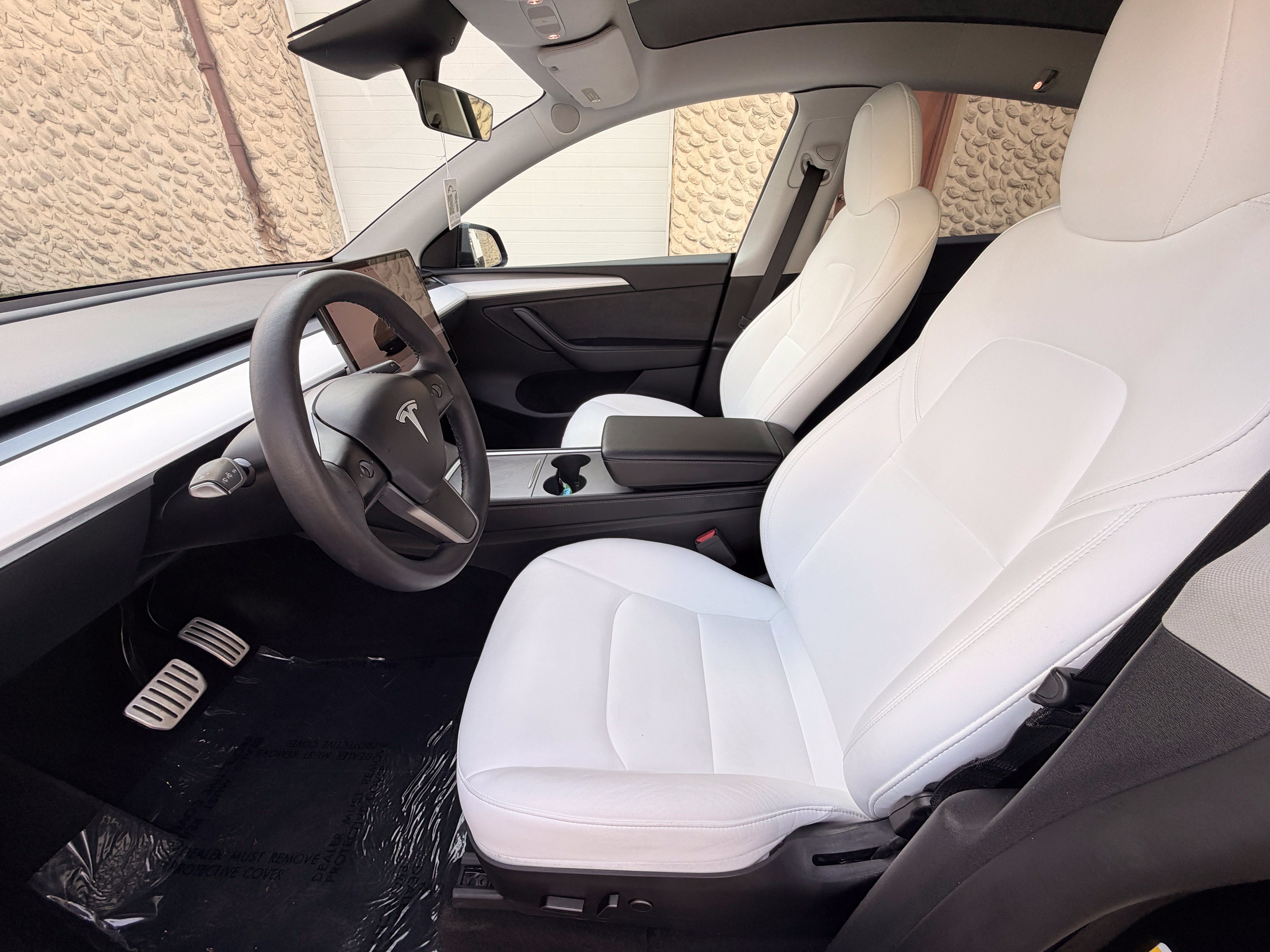 Used 2023 Tesla Model Y Performance AWD/4WD image 14