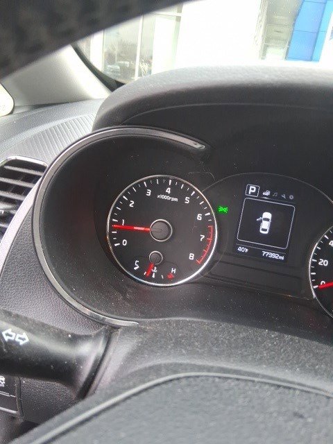 Used 2017 Kia Forte S image 13